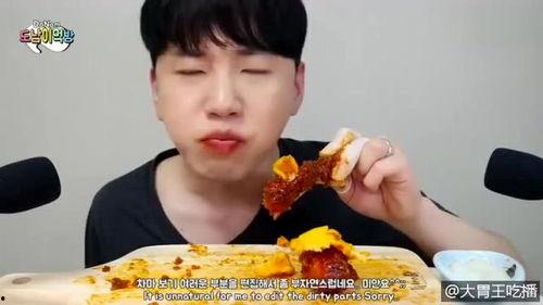 呆瓜哥吃蜂蜜视频,趣味横生体验分享