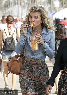 安娜吃瓜图片,揭秘娱乐圈幕后真相