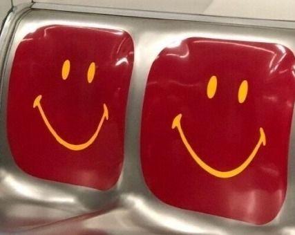 姊妹吃瓜文案搞笑,快来吃瓜！笑料横飞，笑到肚子疼！